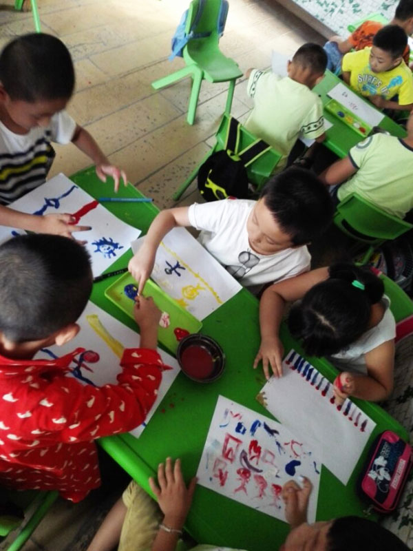 ���g(sh��)�n�ϣ�С���т��Űl(f��)����˼������