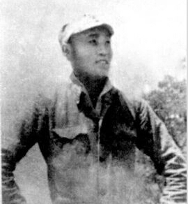 ���һ���1911��1941������Ұ�Q���M�����|��ʡ�|�(y��ng)�hʯ��(ch��ng)�����ˡ�1930������Ї�(gu��)���a(ch��n)�h��1931�ꡰ��һ�ˡ���׃���l(f��)����(j��ng)У��ͬ��������W(xu��)���ؼ��l(xi��ng)������1932��5���ڼ��l(xi��ng)�M����ƽ�|�����x��܊�����������ô����£�ָ�]����(zh��n)�`��C(j��)��(d��ng)���˷Q��С��������1935�ꅢ�ӡ�һ��.�š��W(xu��)����(��i)��(gu��)�\(y��n)��(d��ng)�����u(y��)���\(y��n)��(d��ng)�еġ���������1939�����A��������(li��n)܊˾��T��������ΰ�·܊�x�켽܊�^(q��)��ʮ�F(tu��n)�F(tu��n)�L(zh��ng)��1941��2��4�����r(sh��)�ΰ�·܊�x�켽܊�^(q��)��ʮ�F(tu��n)�F(tu��n)�L(zh��ng)���һ�����ָ�]�����R�I(y��ng)��(zh��n)���в��Ҡ�������H30�q��