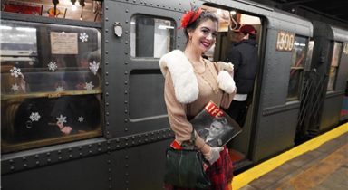 紐約：乘坐“懷舊地鐵”