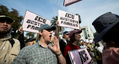 特朗普國(guó)情咨文演講引爭(zhēng)議